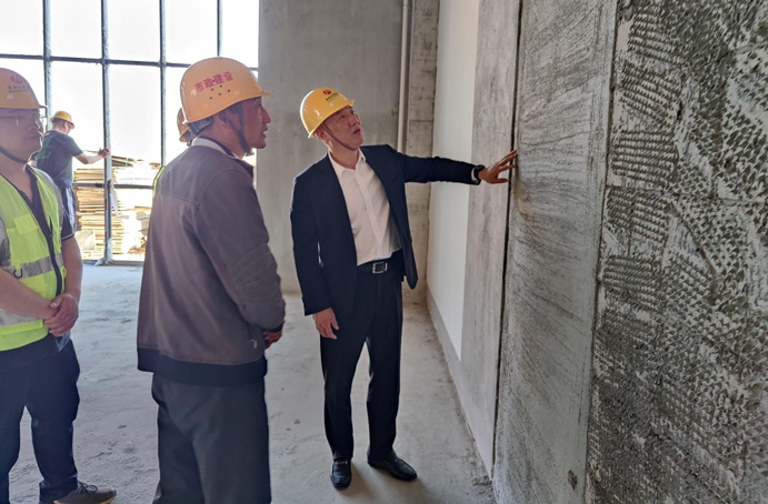 徐旭前往市政公用城三期項(xiàng)目、市政綠色建材科技產(chǎn)業(yè)園項(xiàng)目調(diào)研