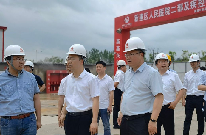 新建區(qū)委常委、常務副區(qū)長賈中強到新建區(qū)職業(yè)技術學校新校區(qū)建設項目、新建區(qū)人民醫(yī)院二部及疾控中心項目調(diào)研